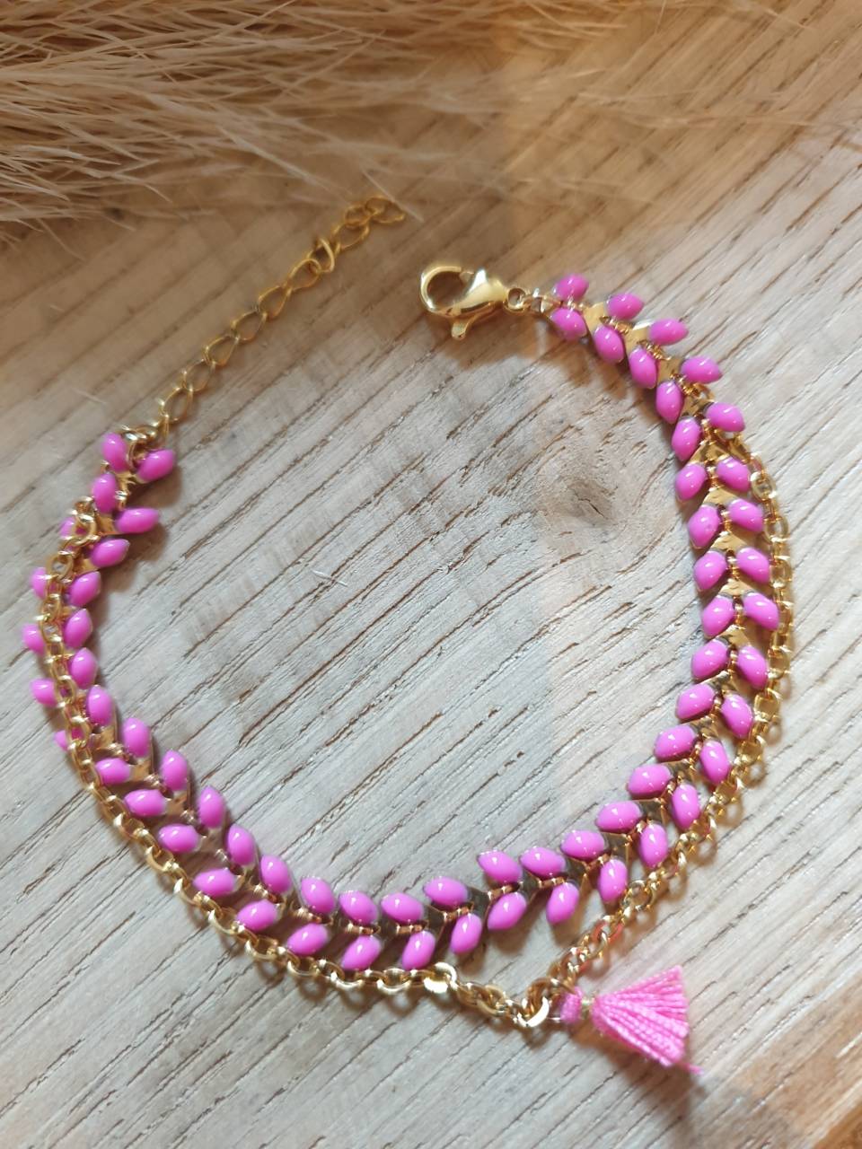 Bracelet chaîne épis doré émaillée rose