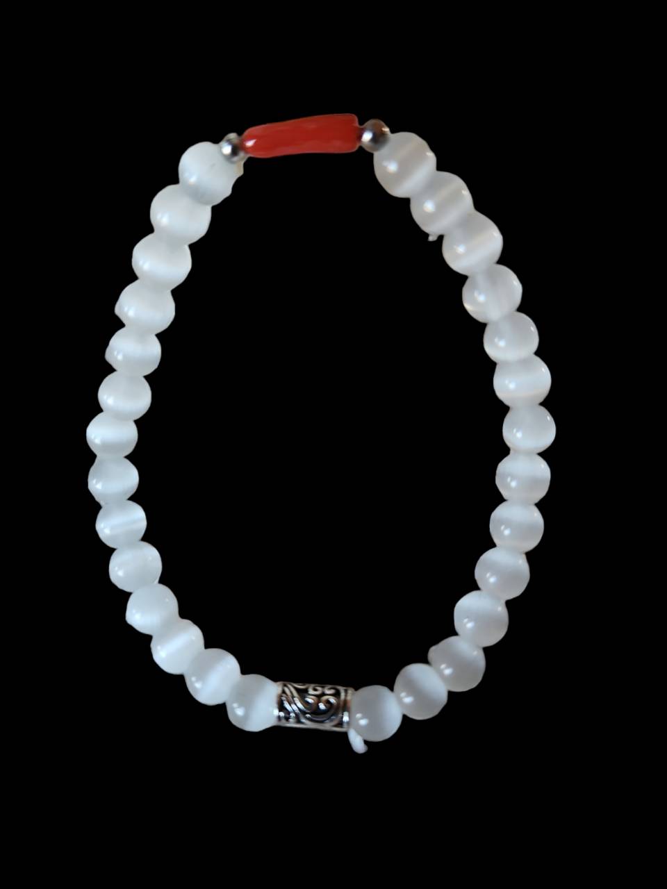 Bracelet pierre naturelle de lune 6mm avec une perle de corail rouge, Diamètre des perles 6mm Bracelet élastique monté sur du fil cristal résistant