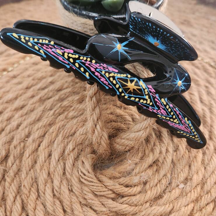 Bon maintien pour cheveux mi-long, long et cheveux épais